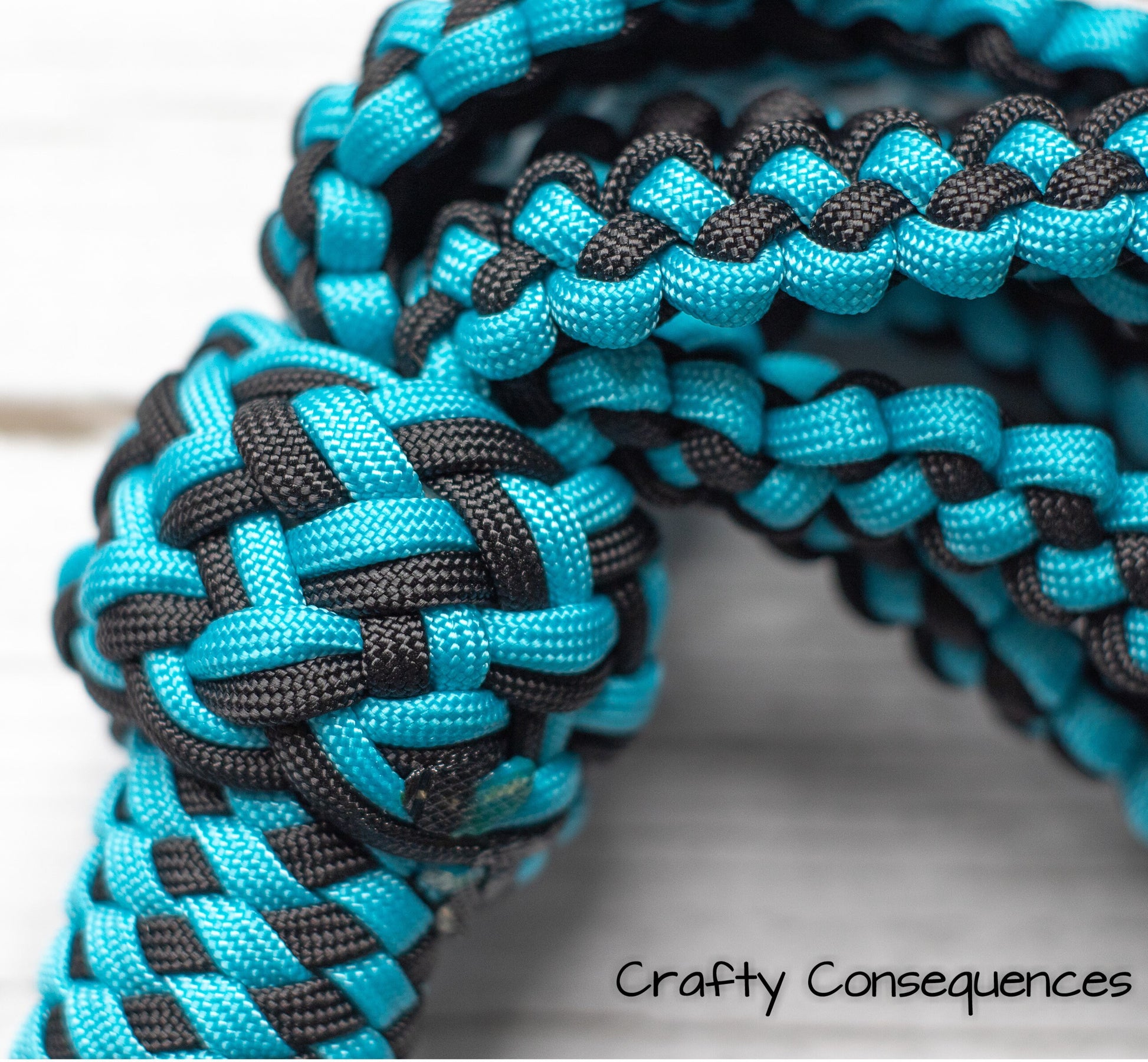 Braided Weave Paracord Flogger BDSM